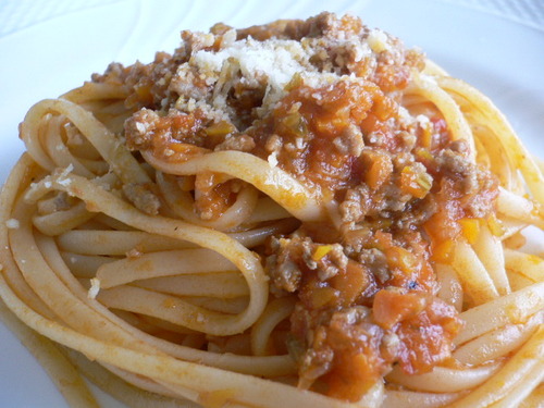 bolognese linguine.JPGのサムネール画像